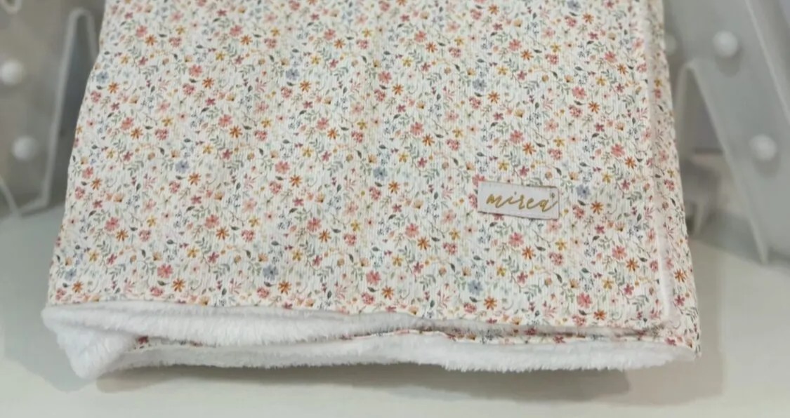 ropa de invierno para bebé mantas