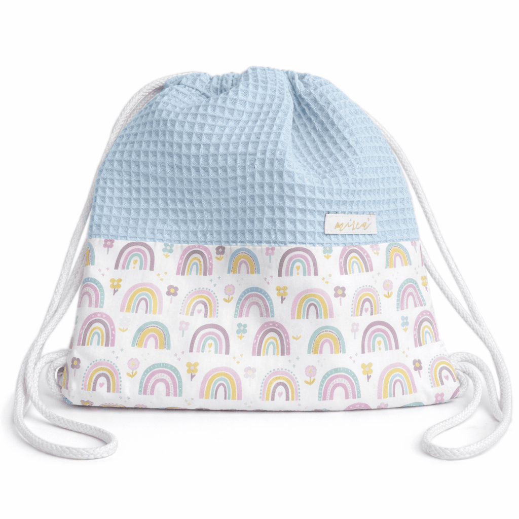 mochila merienda azul con arcoiris